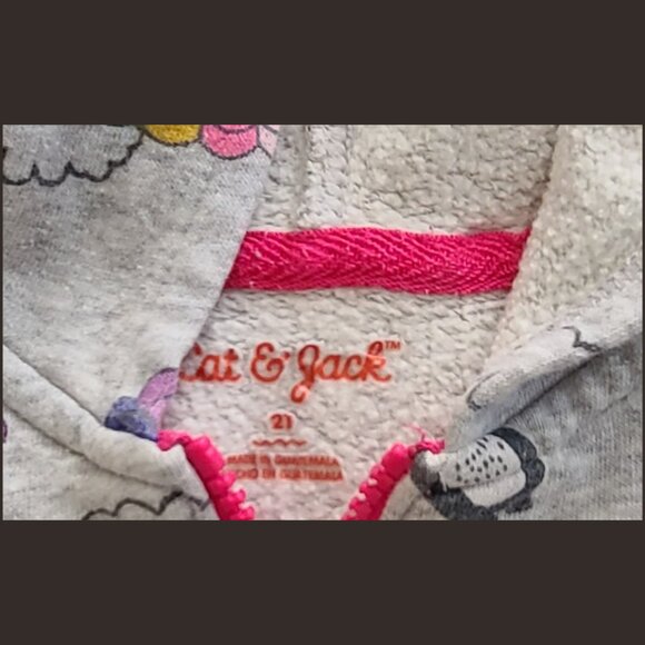 Panda Sweater - Picture 4 of 4